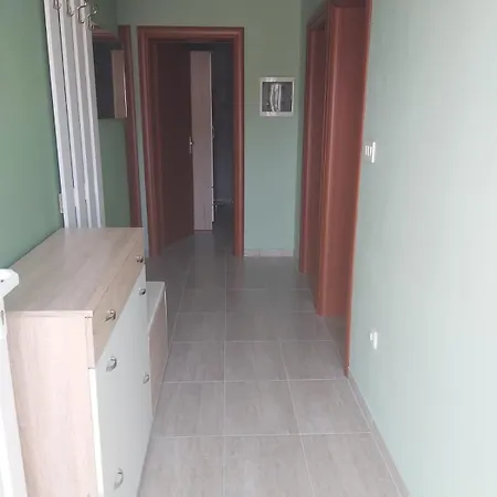 Apartment Tina