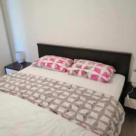 Apartment Tina *